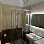 Cozy And Modern 1br With Full Kitchen