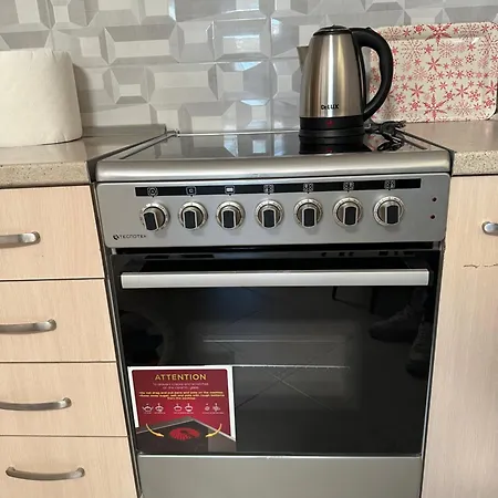 Cozy And Modern 1br With Full Kitchen