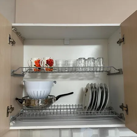 Cozy And Modern 1br With Full Kitchen Apartment *