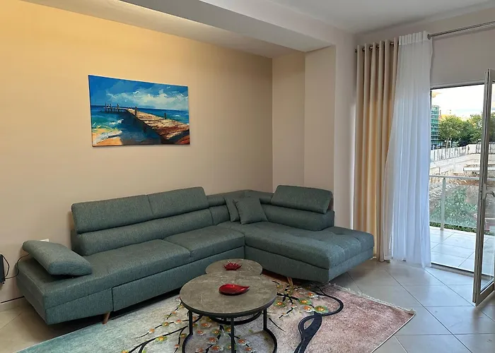 Cozy And Modern 1br With Full Kitchen Apartmán Tirana