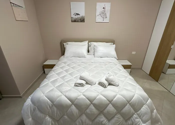 Cozy And Modern 1br With Full Kitchen * Tirana